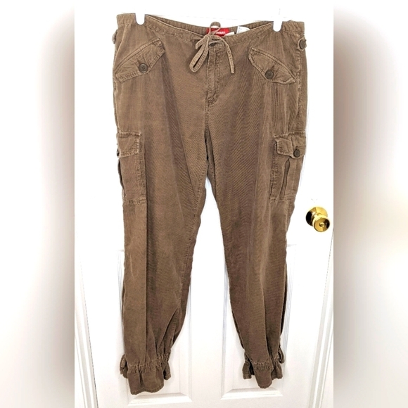 VTG Union Bay Womens Juniors Corduroy Cargo Pants Sz 17 Brown Drawstring Cuffs - Picture 1 of 12